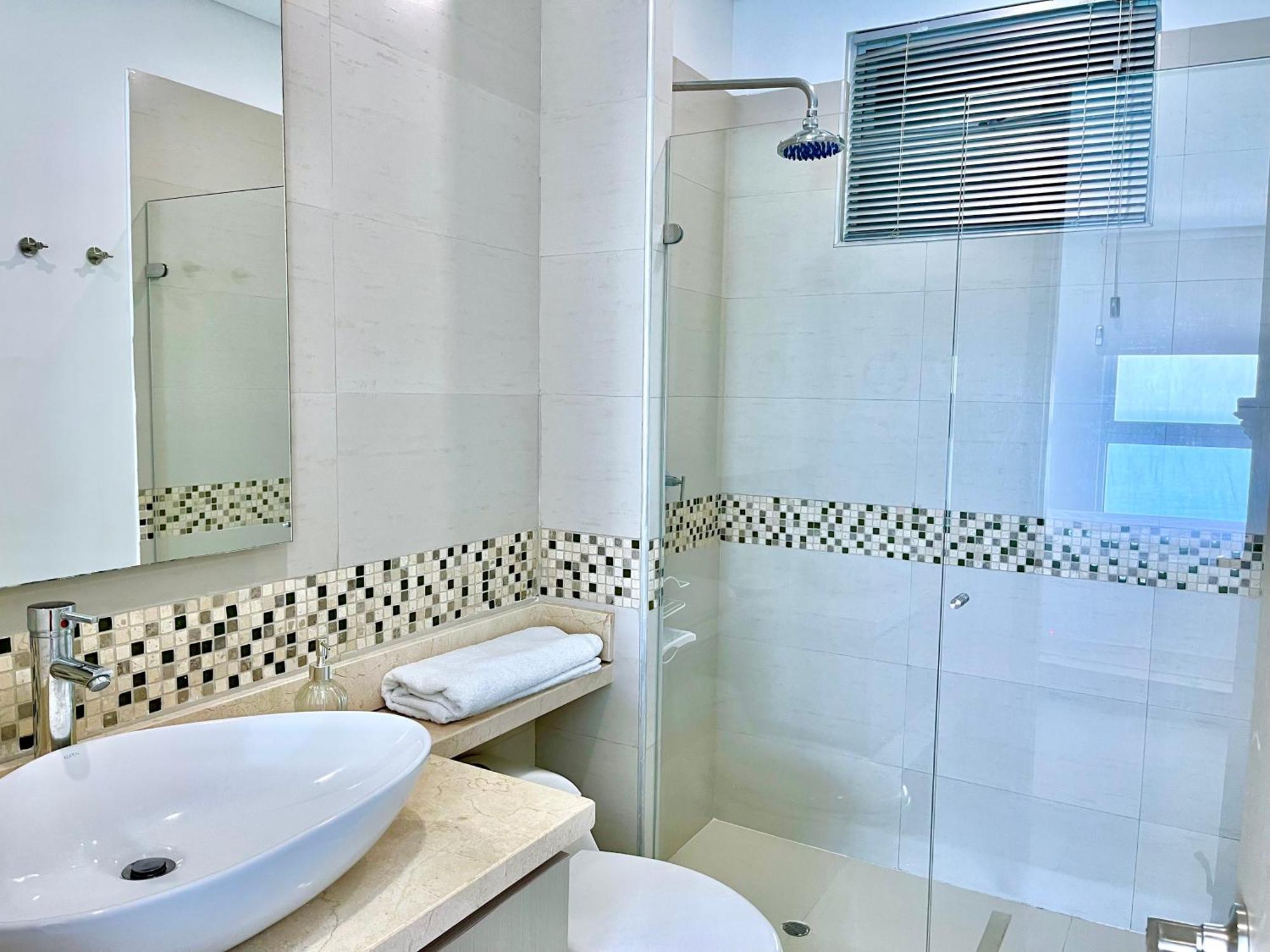 By Calamari Homes - Palmetto 2504 Bocagrande Cartagena